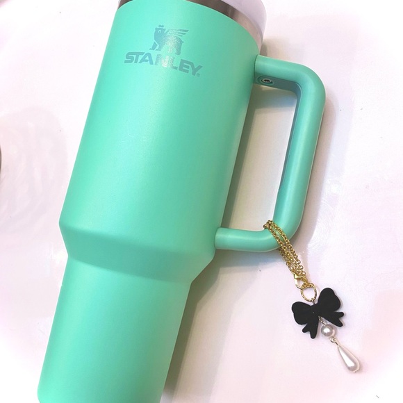 Velvet Bow & Drop Pearl Stanley Cup Charm - Picture 2 of 7